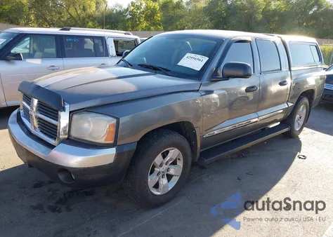 2007 Dodge Dakota Laramie z USA, uszkodzony, nr VIN 1D7HW58P37S204067